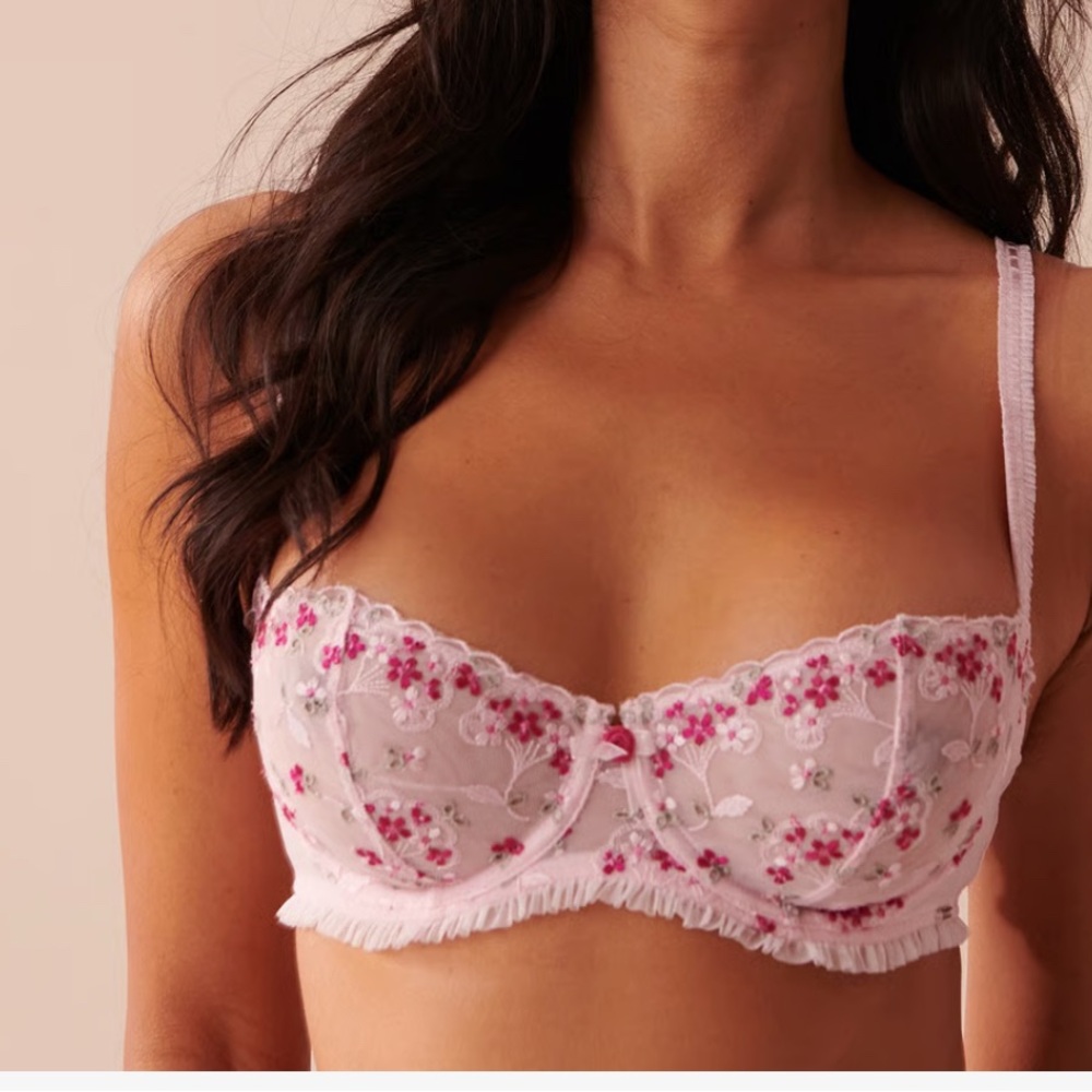Floral Embroidered Pink Bra